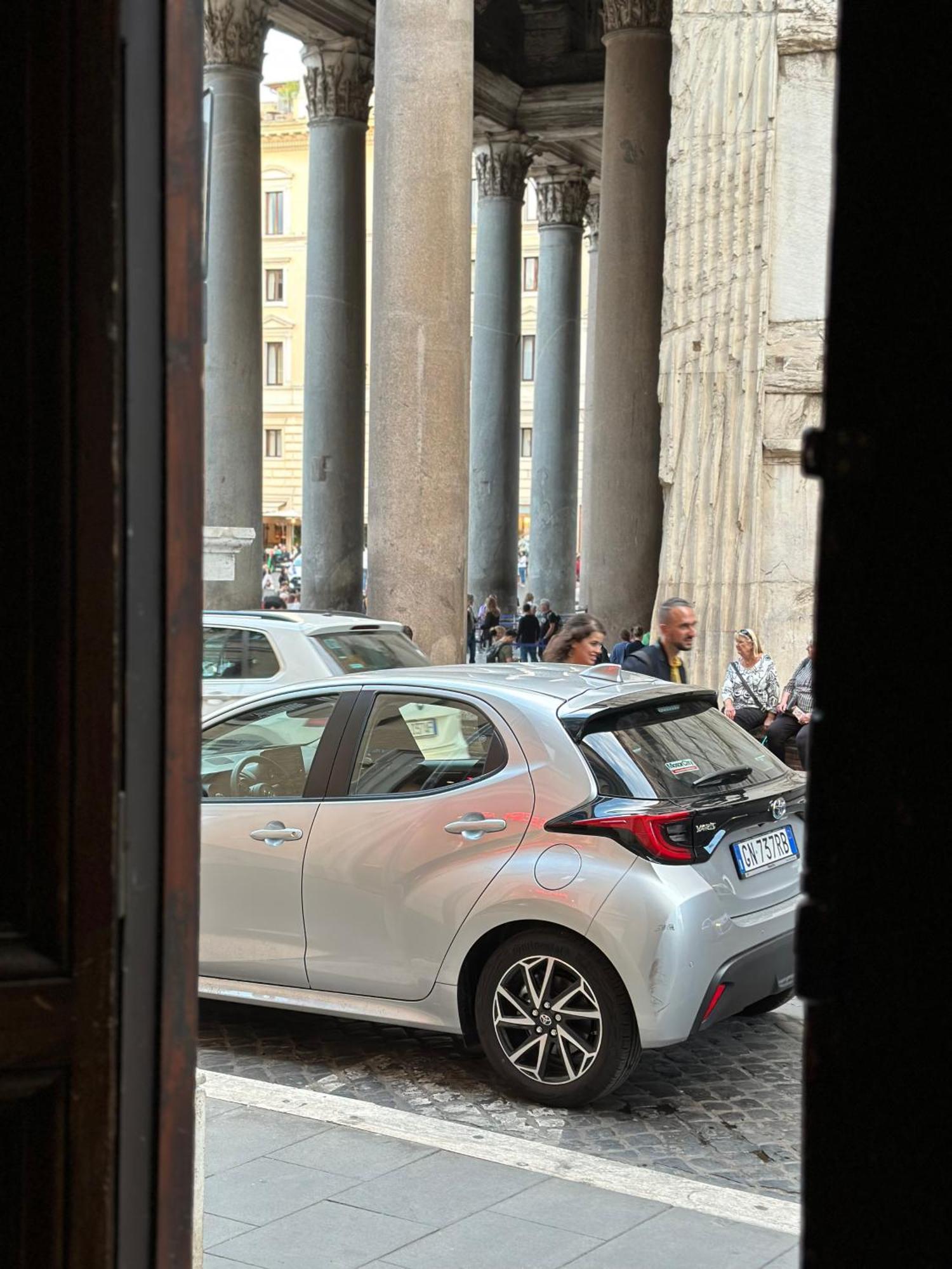 Welcome To Pantheon Roma Exterior foto